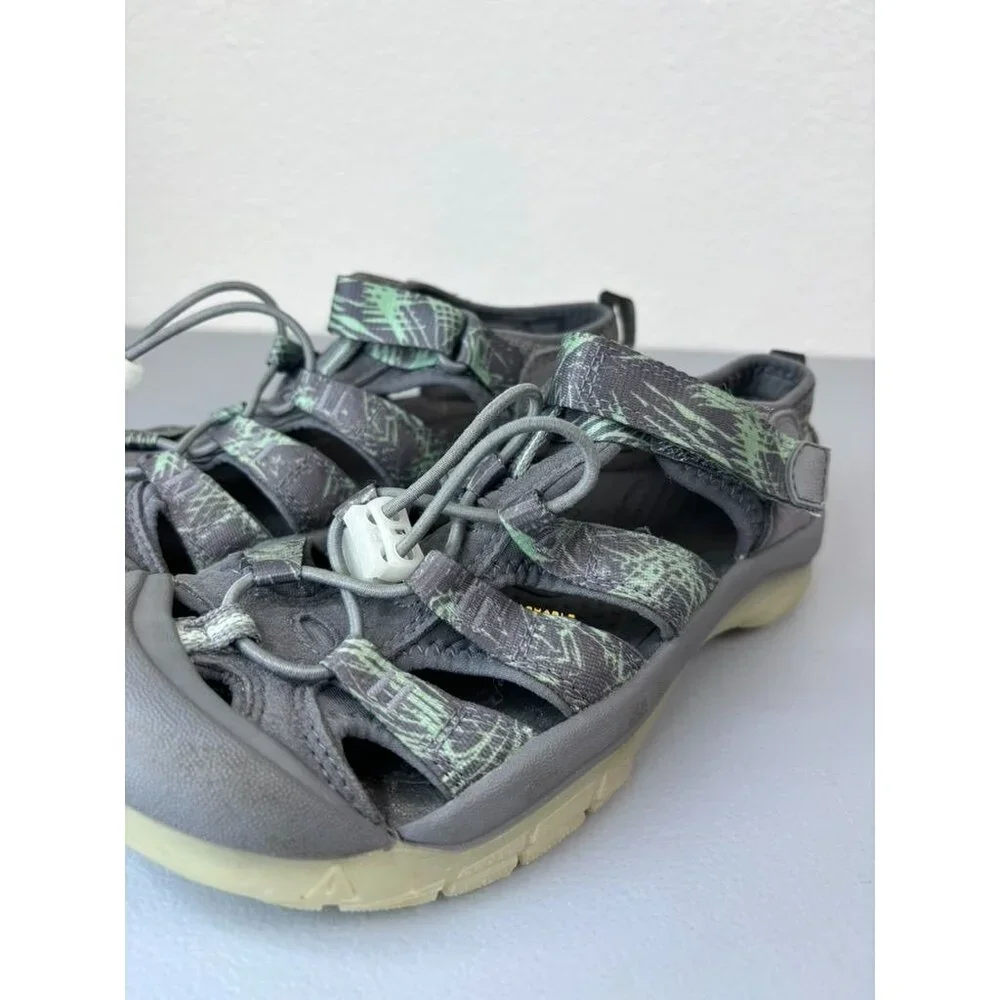 Keen youth‎ 3 grey green glow in the dark closed toe hiking outdoor sandals